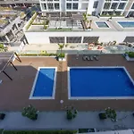 Luxury Stylish Studio In Azizi 63