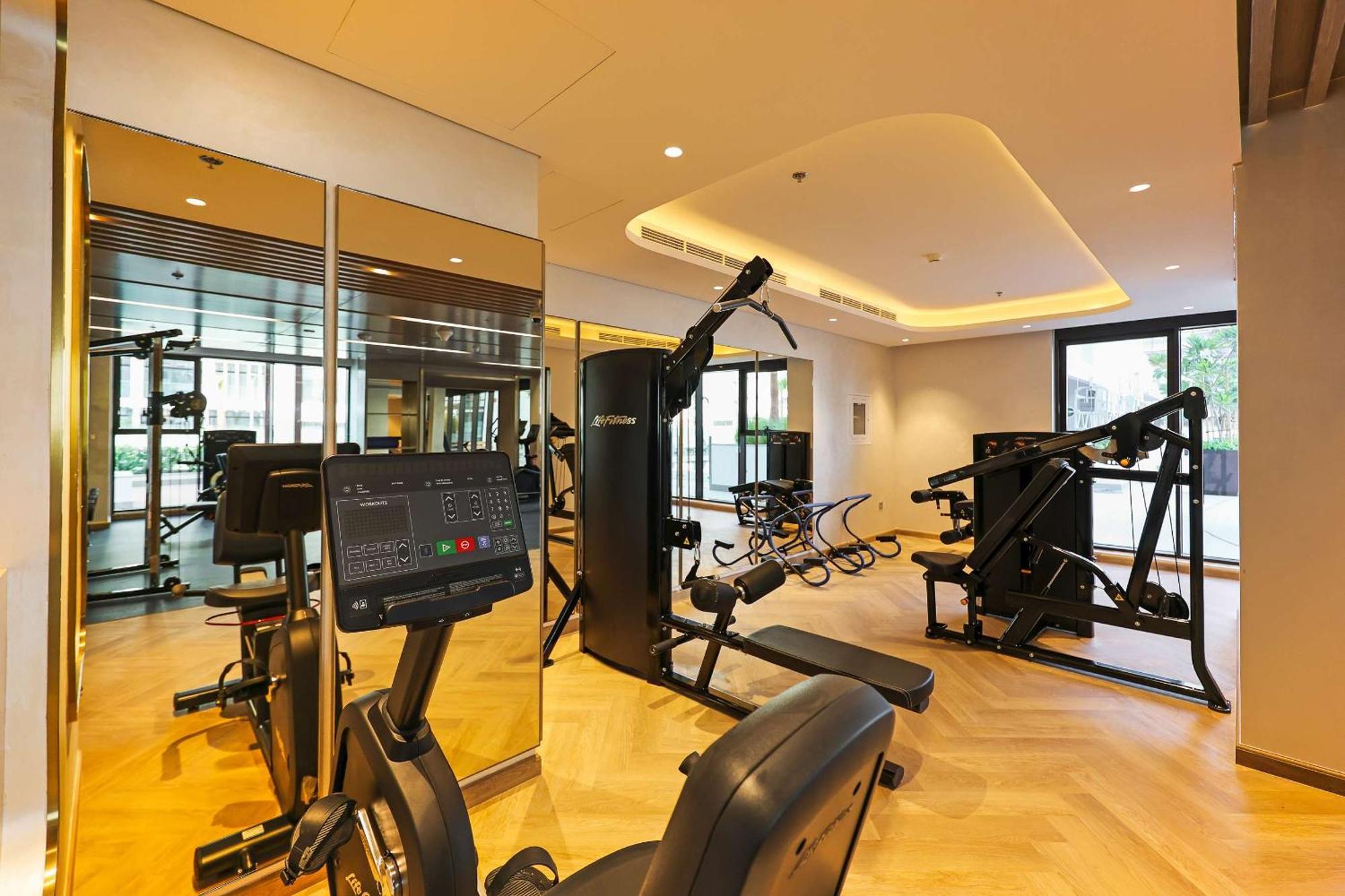 Luxury Stylish In Azizi 63 Apartment Dubai