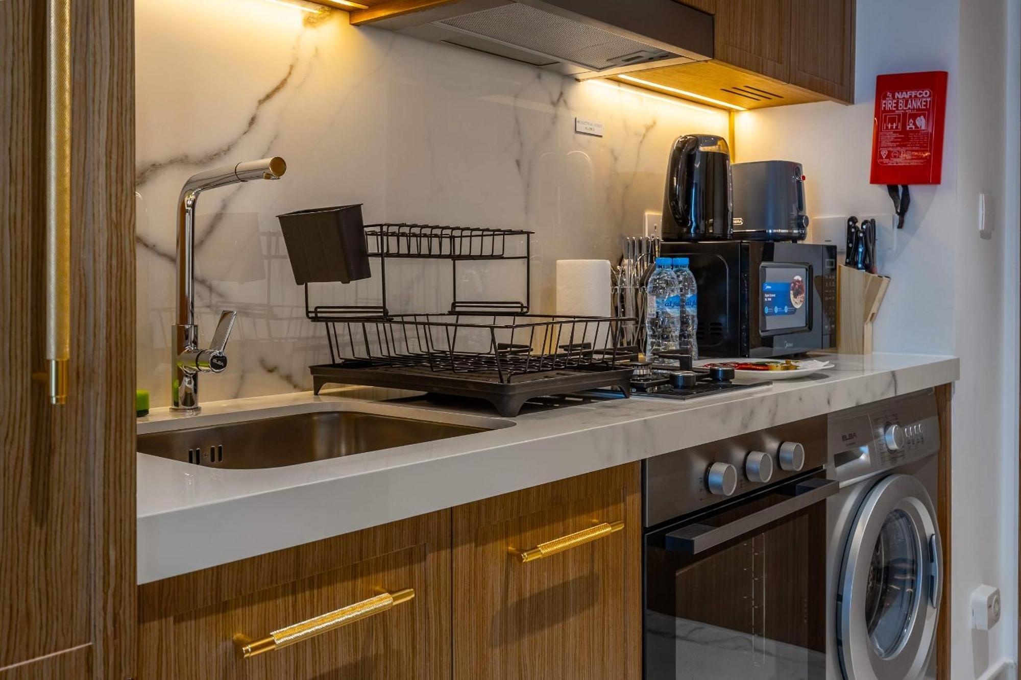 Luxury Stylish In Azizi 63 Dubai